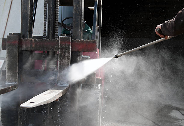 Best Deck Pressure Washing  in Five Corners, WA